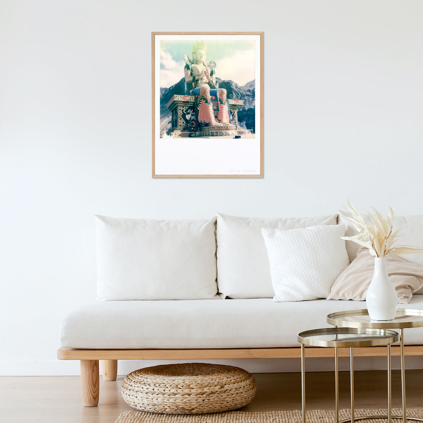 buddha decoration polaroid room