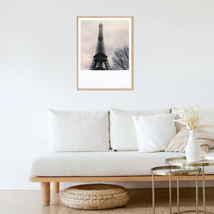 Eiffel tower print decoration